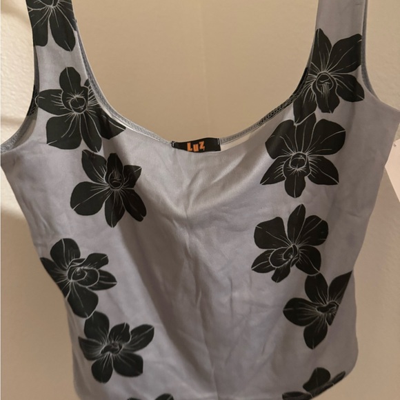 Luz Gray Tank Top with Black Floral Design - Picture 3 of 4